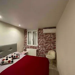 Fantastic Apartment, Newly Renovated Madrid